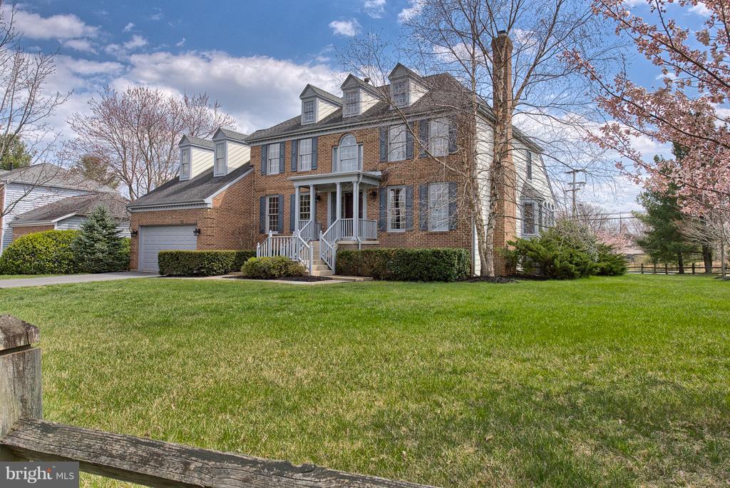 17001 Spates Hill Road Poolesville, MD 20837 - Photo 2 of 30 Expansive corner lot means plenty of play space!