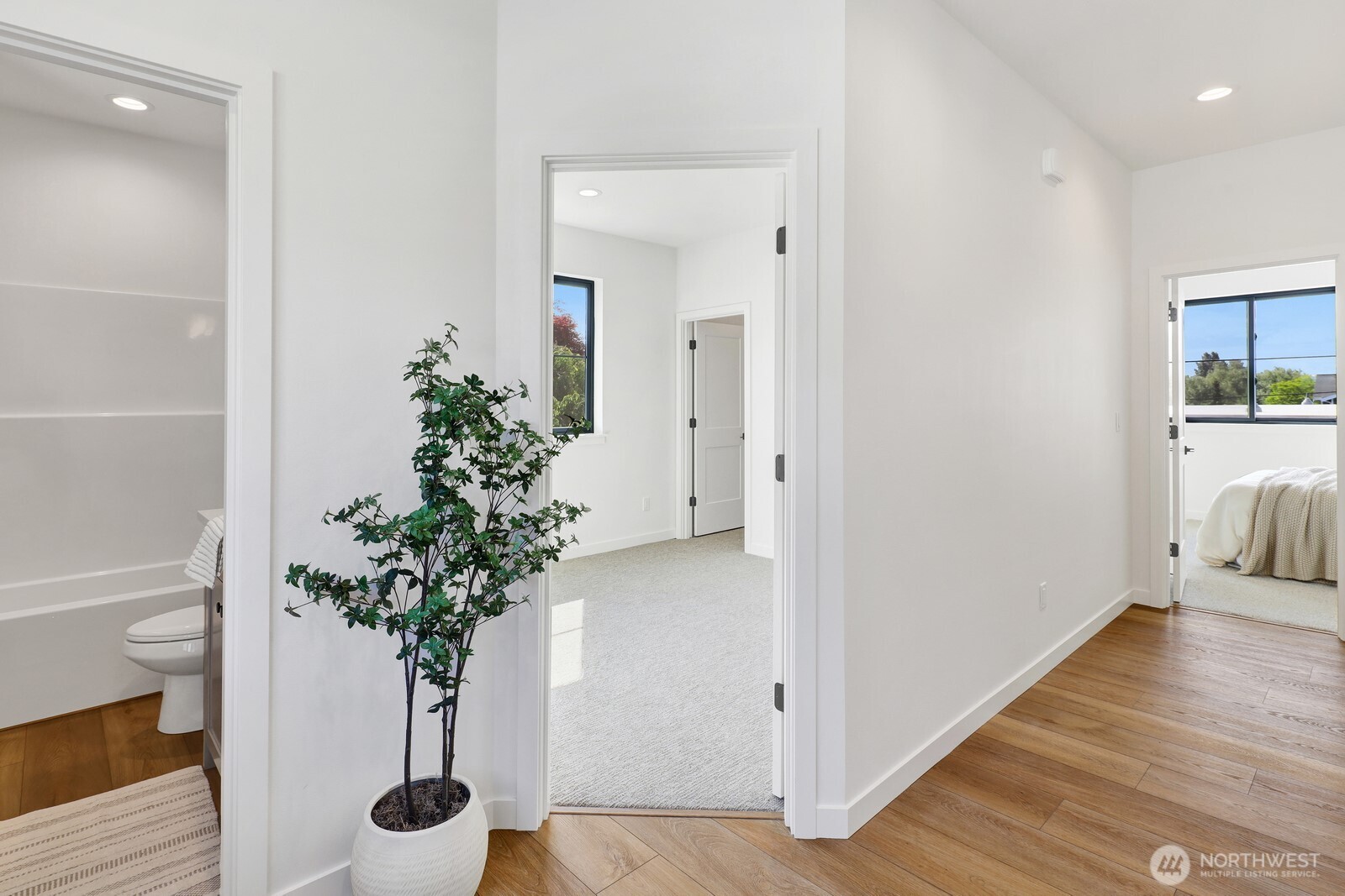 105 South 8th Street, Unit 102 Lynden, WA 98264 - Photo 5 of 38