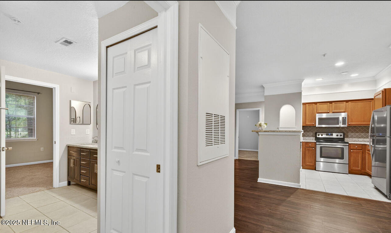 8550 Touchton Road, Unit 911 Jacksonville, FL 32216 - Photo 3 of 8 Additional bath and bedroom