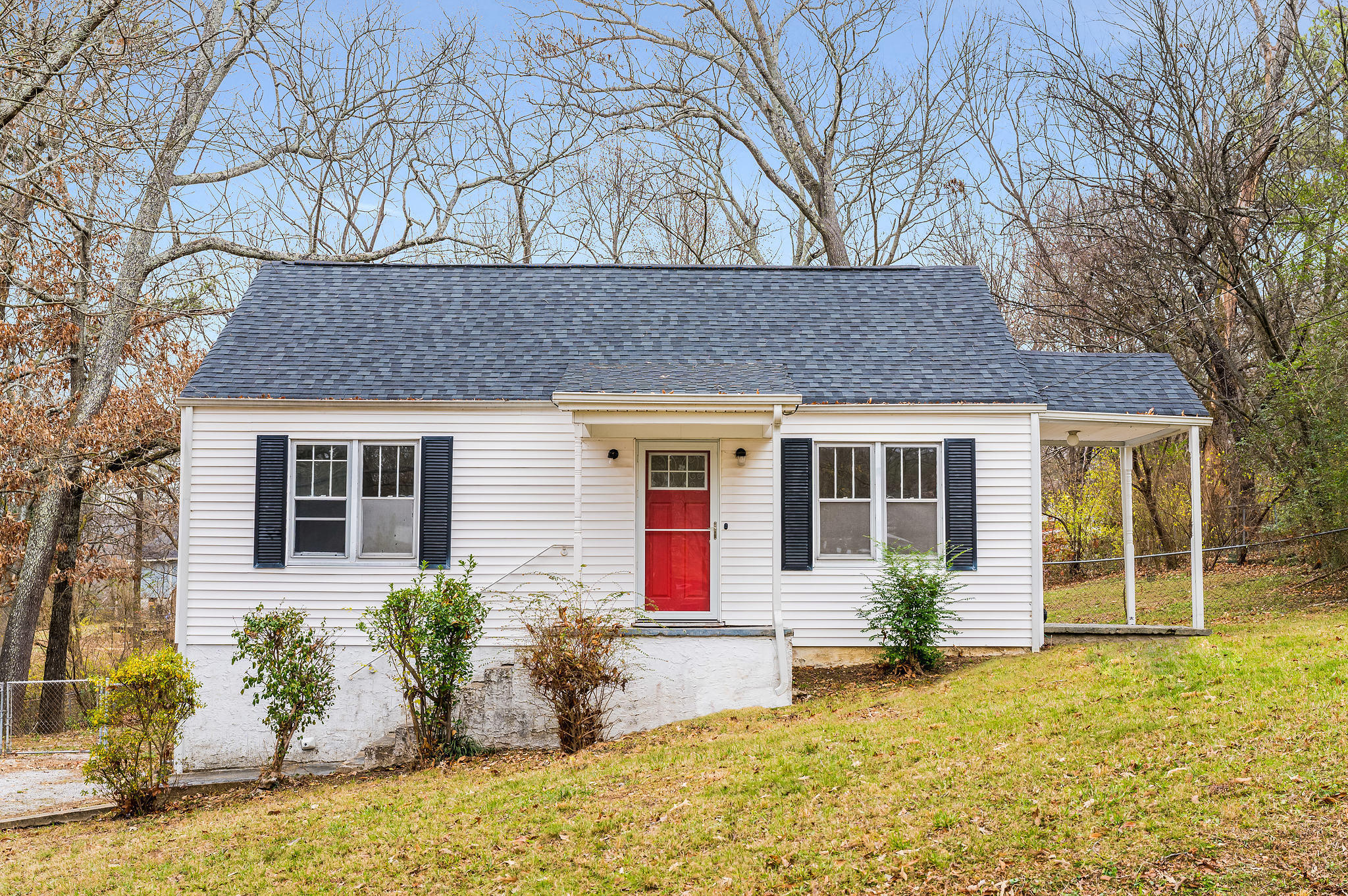 129 Hill Road Chattanooga, TN 37415 - Photo 1 of 29 129 Hill Rd