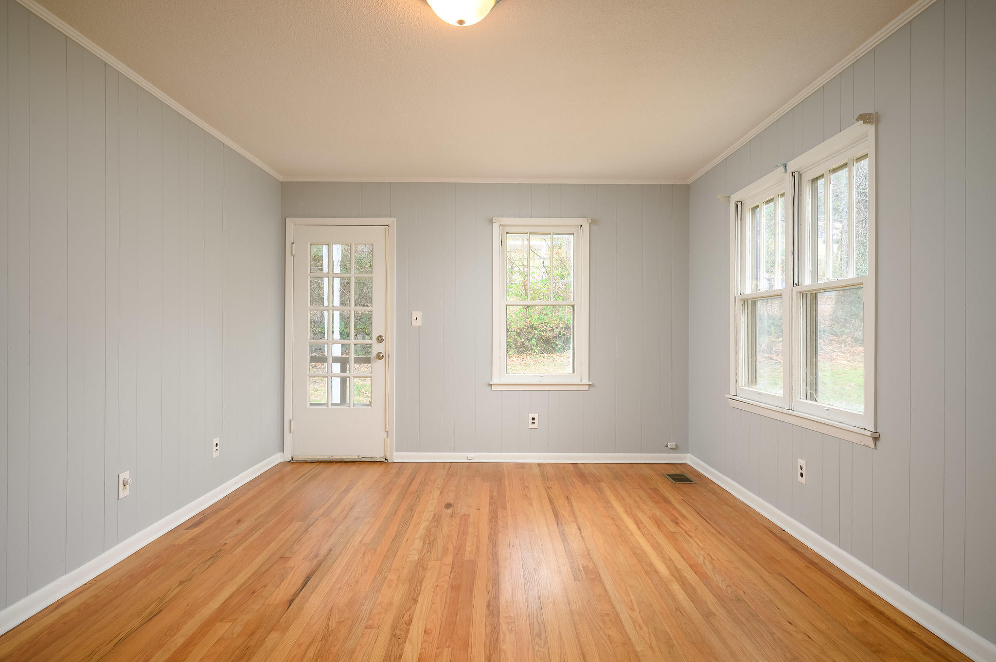 129 Hill Road Chattanooga, TN 37415 - Photo 3 of 29 129 Hill Rd