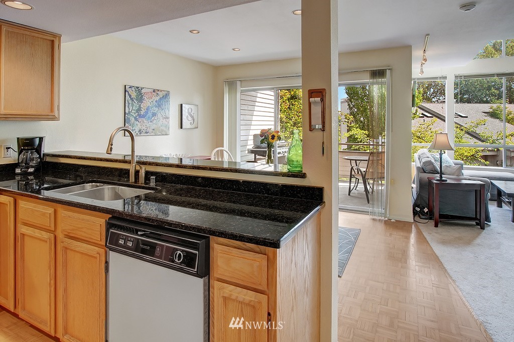 7250 Old Redmond Road, Unit H128 Redmond, WA 98052 - Photo 5 of 18