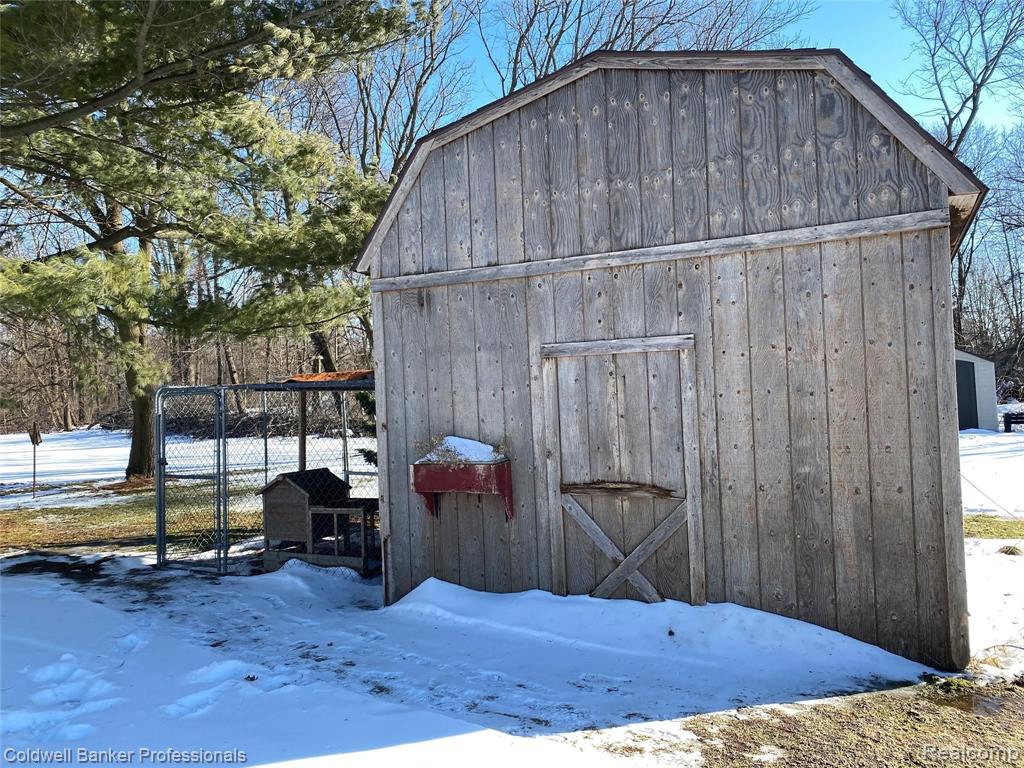 7384 Bennett Lake Road Fenton, MI 48430 - Photo 22 of 23