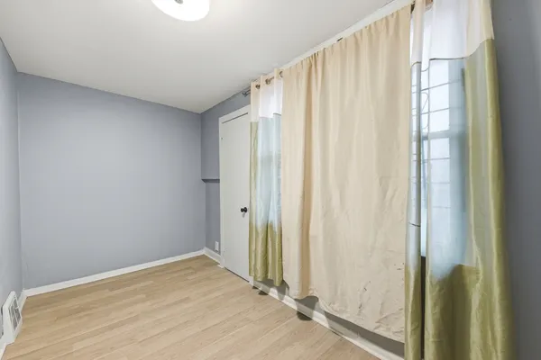 $290,000 | 7115 South Rockwell Street, Chicago, IL 60629