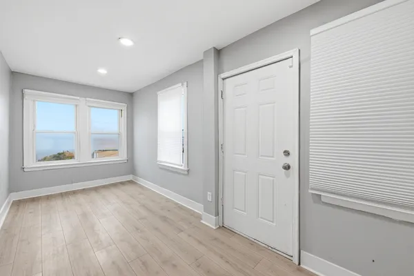 $290,000 | 7115 South Rockwell Street, Chicago, IL 60629