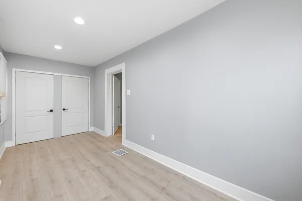 $290,000 | 7115 South Rockwell Street, Chicago, IL 60629