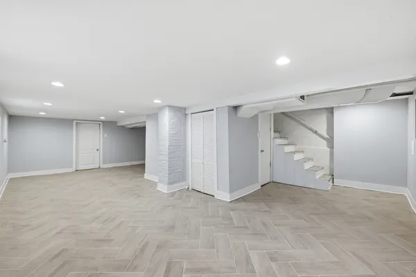 $290,000 | 7115 South Rockwell Street, Chicago, IL 60629