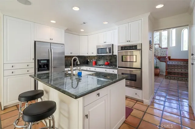 $5,000 | 24917 Bella Vista Drive, Newhall, CA 91321