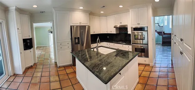 $5,000 | 24917 Bella Vista Drive, Newhall, CA 91321