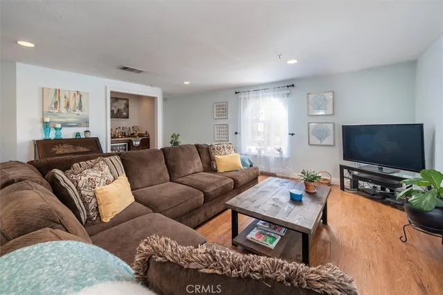 $5,000 | 24917 Bella Vista Drive, Newhall, CA 91321