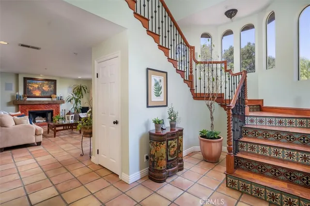 $5,000 | 24917 Bella Vista Drive, Newhall, CA 91321