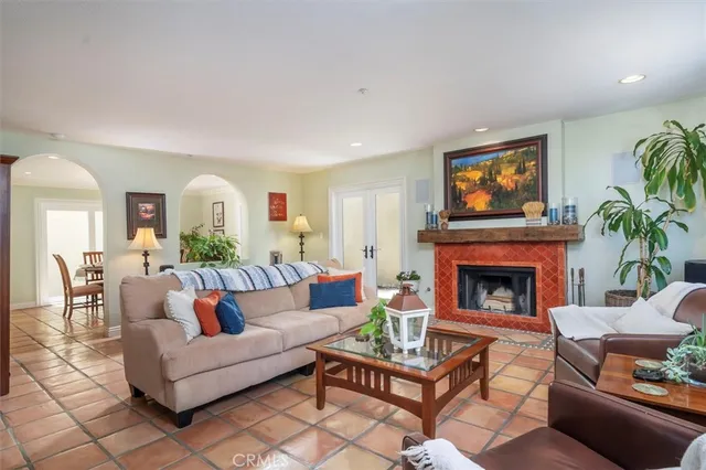 $5,000 | 24917 Bella Vista Drive, Newhall, CA 91321