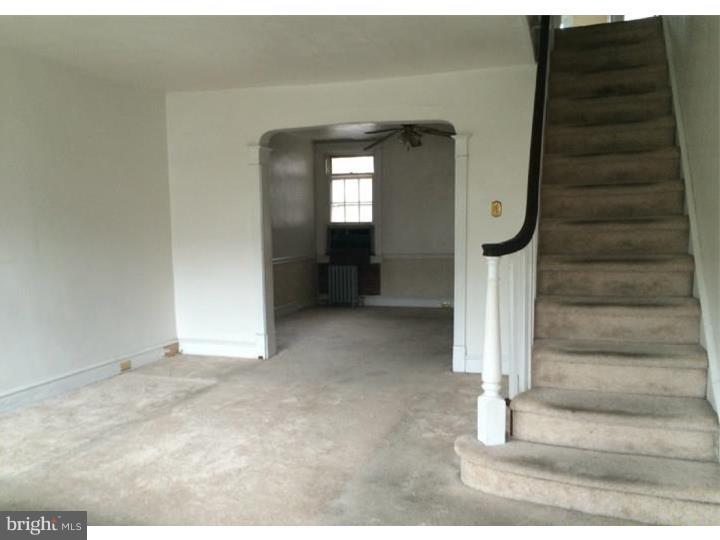 233 Sanford Road Upper Darby, PA 19082 - Photo 3 of 13