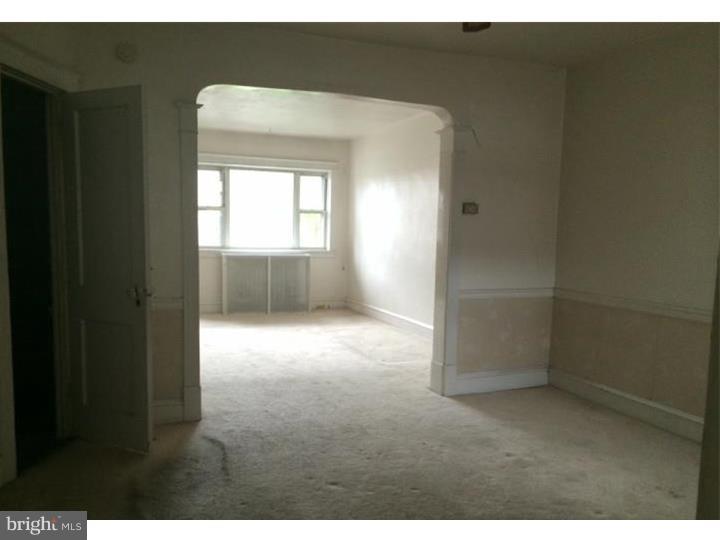 233 Sanford Road Upper Darby, PA 19082 - Photo 5 of 13