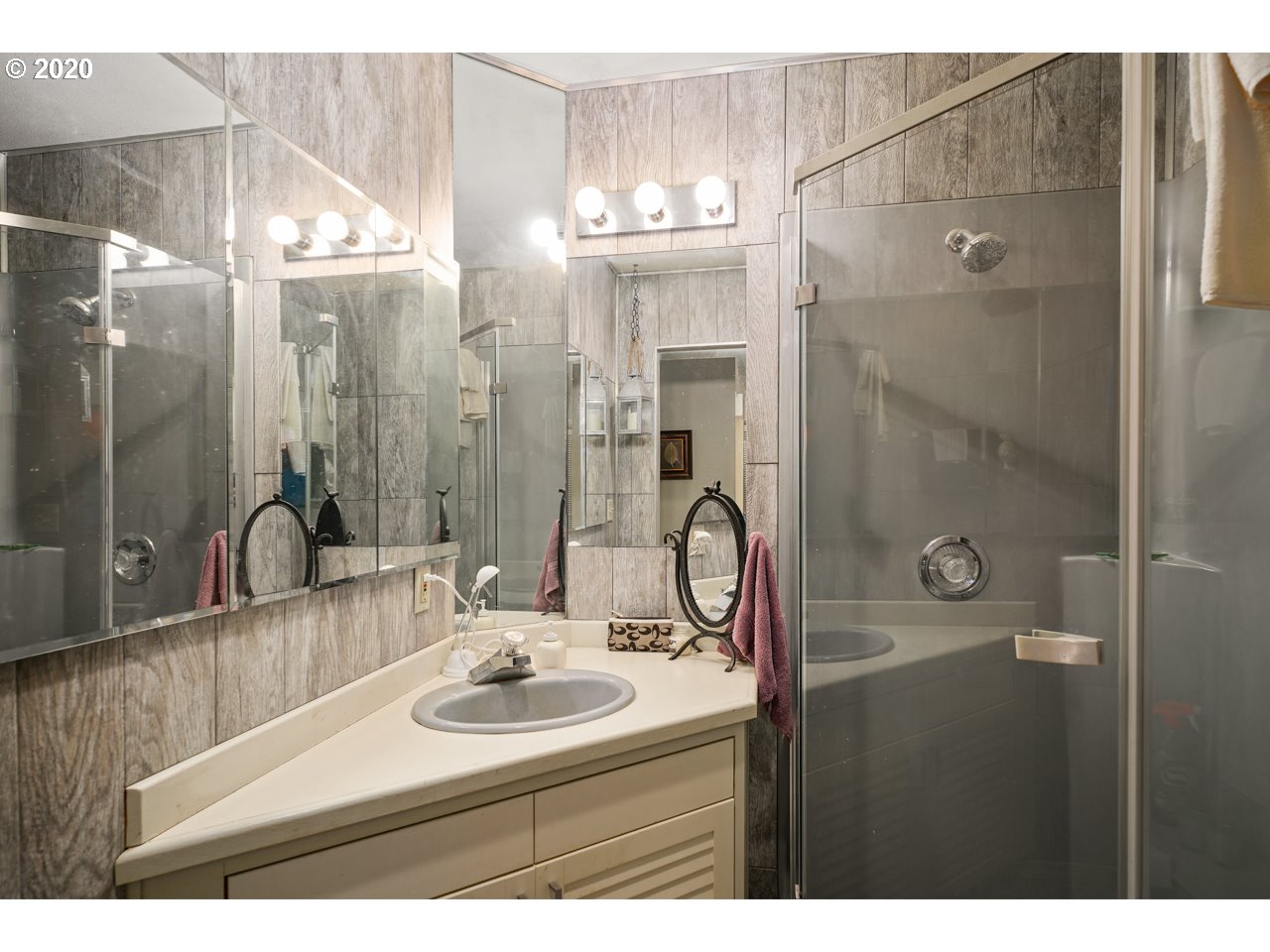 8000 Helmick Road Monmouth, OR 97361 - Photo 22 of 32 Gallery Image 22