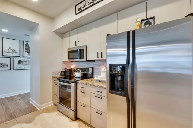 $3,600 | 2161 Peachtree Street Northeast, Unit 801, Atlanta, GA 30309