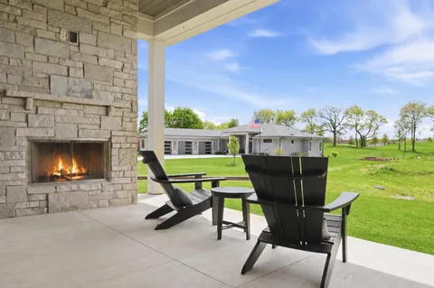 $1,625,000 | S17W30381 Hazeltine Court, Waukesha, WI 53188