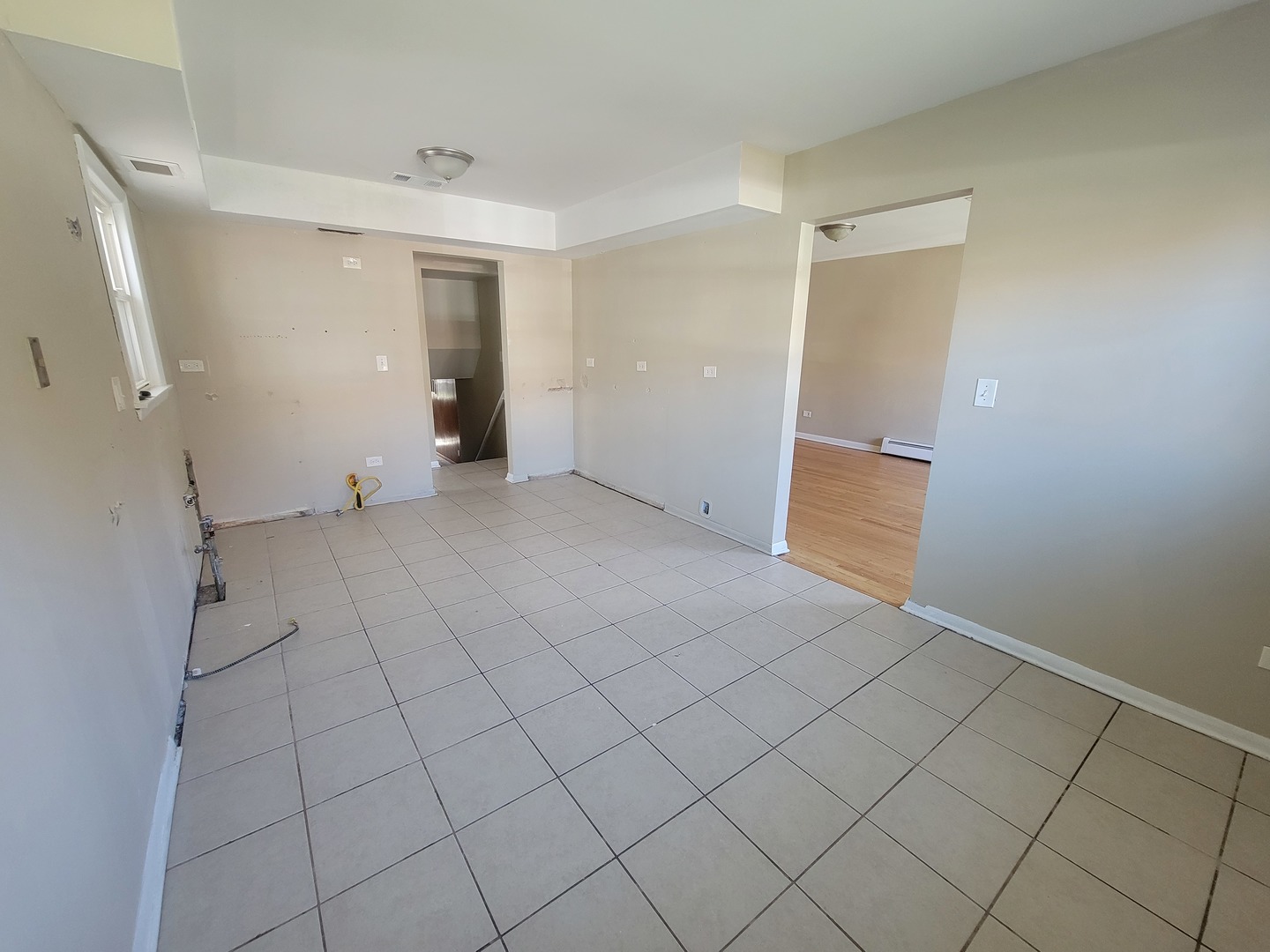 5237 West Roscoe Street Chicago, IL 60641 - Photo 6 of 27 a view of an empty room