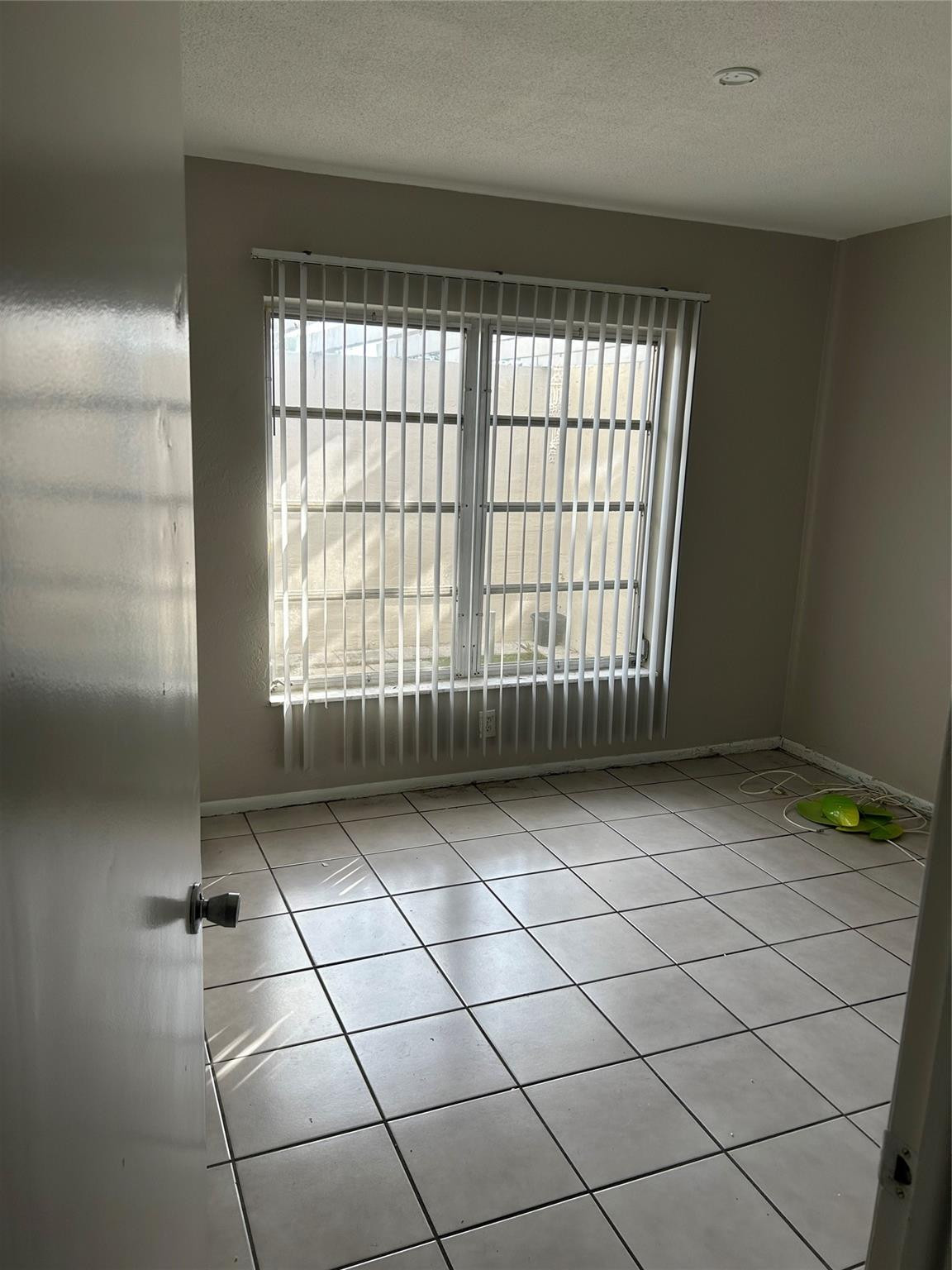 7611 Northwest 72nd Way Tamarac, FL 33321 - Photo 10 of 13 Photo 10