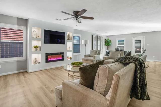 $350,000 | 4411 Indian Gardens Way, Humble, TX 77396