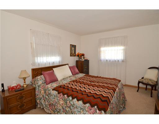 16360 Jackson Road Mishawaka, IN 46544 - Photo 6 of 11 Gallery Image 6