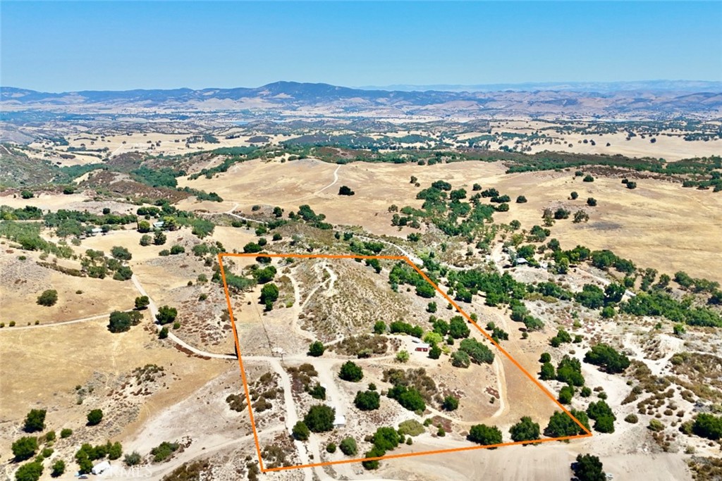 53292 Smith Road Bradley, CA 93426 - Photo 22 of 24 wooden view of city and ocean