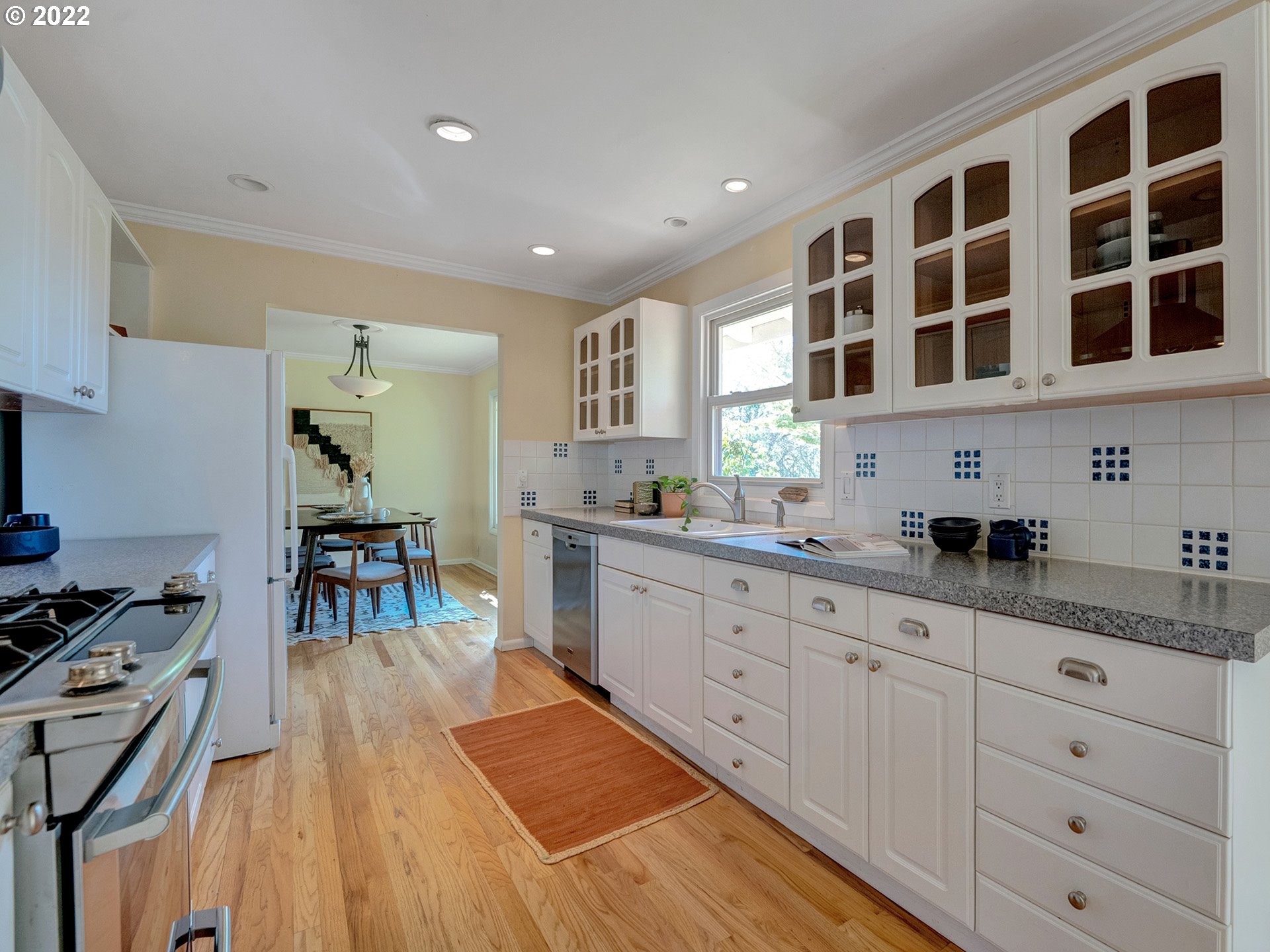 6224 Southwest Alfred Street Portland, OR 97219 - Photo 13 of 32 Gallery Image 13