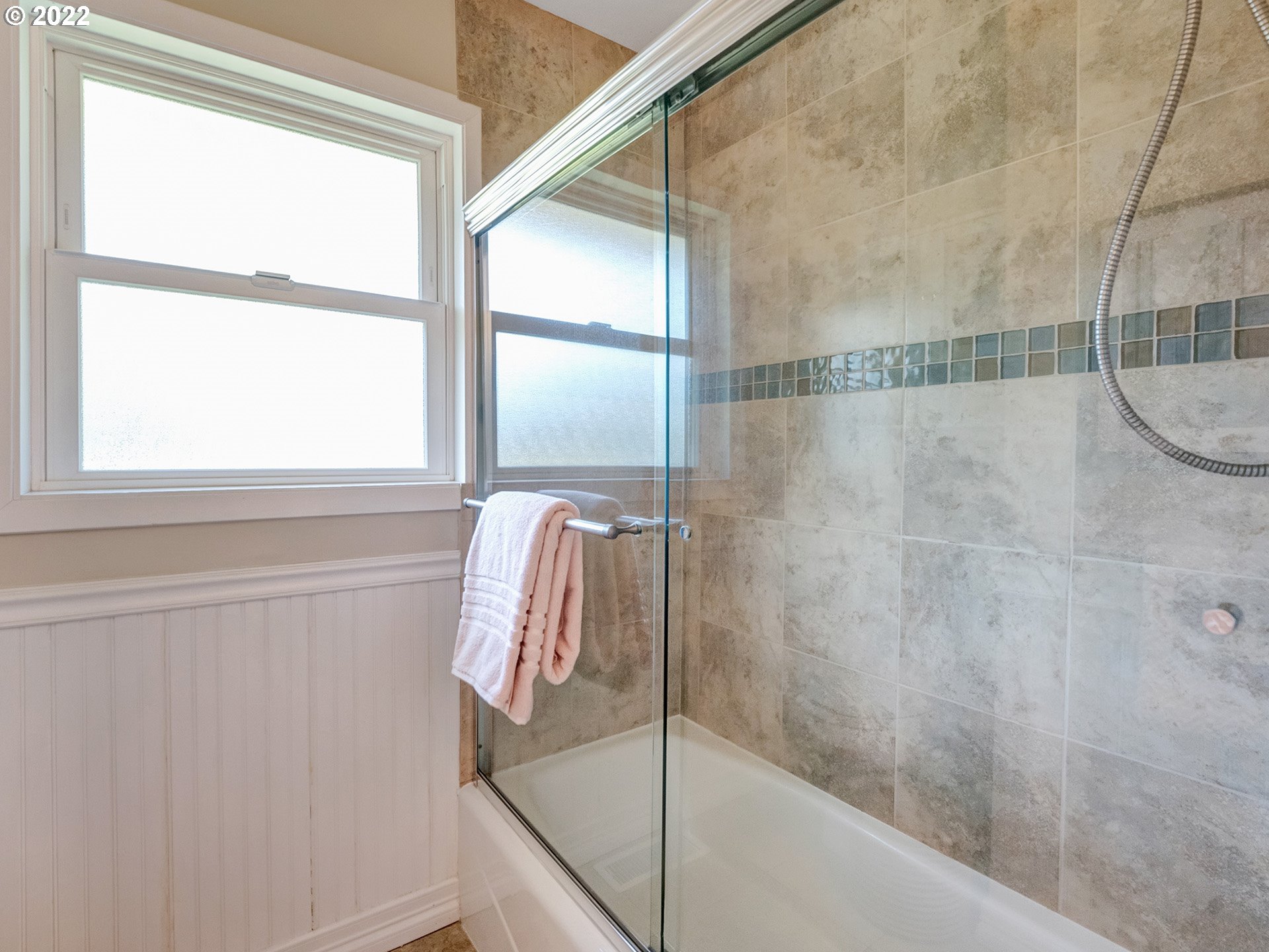 6224 Southwest Alfred Street Portland, OR 97219 - Photo 21 of 32 Gallery Image 21