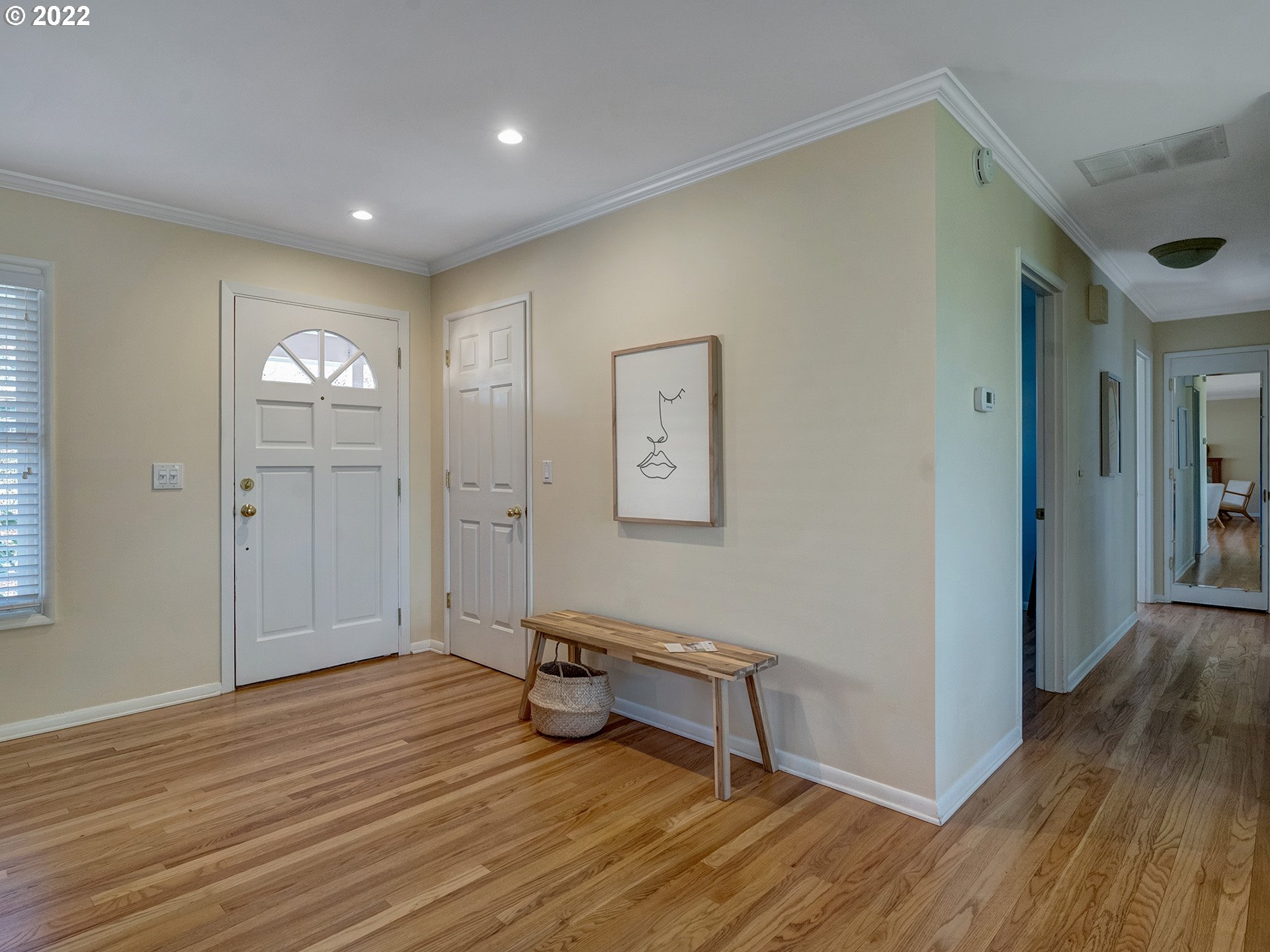 6224 Southwest Alfred Street Portland, OR 97219 - Photo 6 of 32 Gallery Image 6