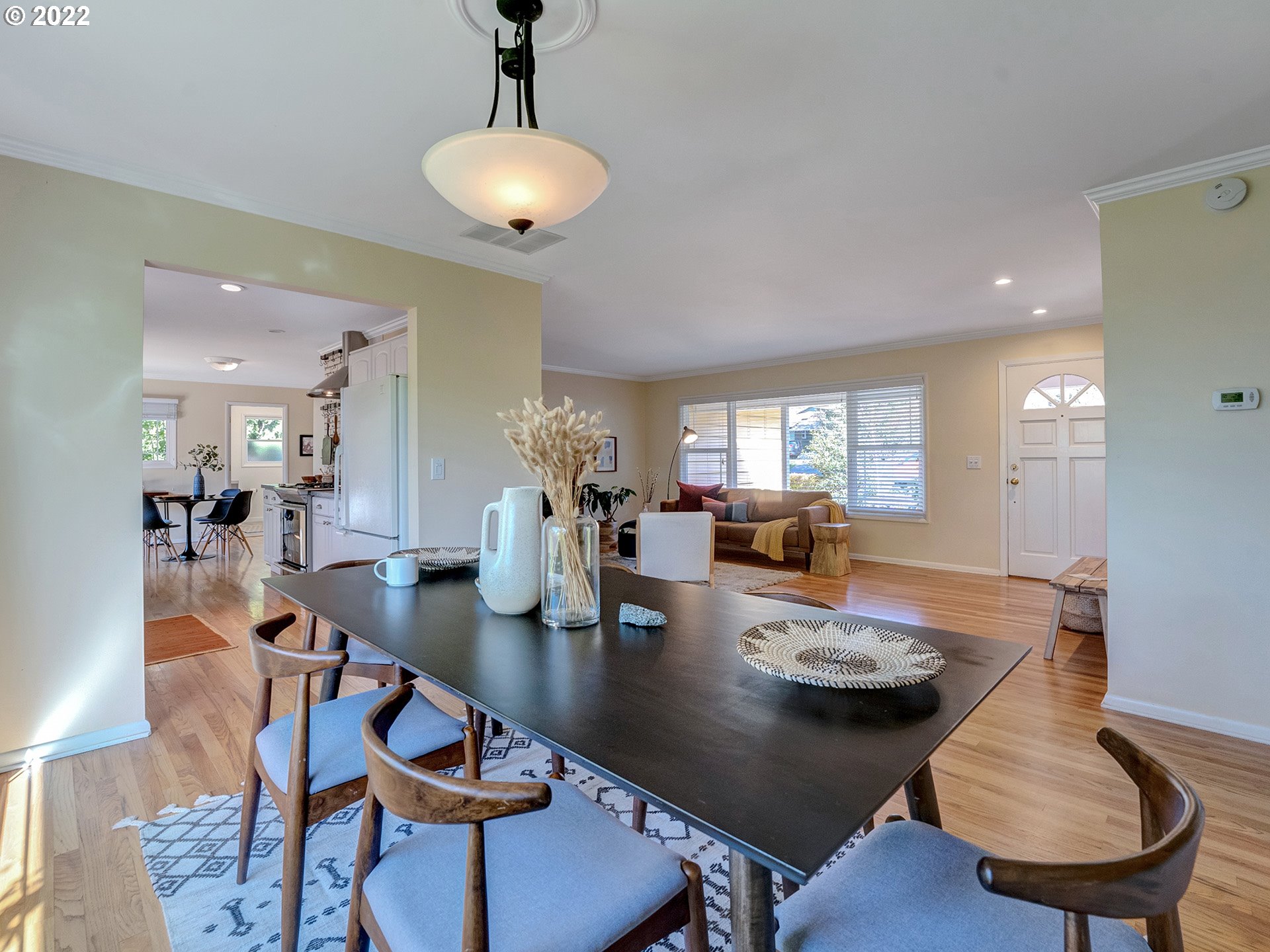 6224 Southwest Alfred Street Portland, OR 97219 - Photo 10 of 32 Gallery Image 10