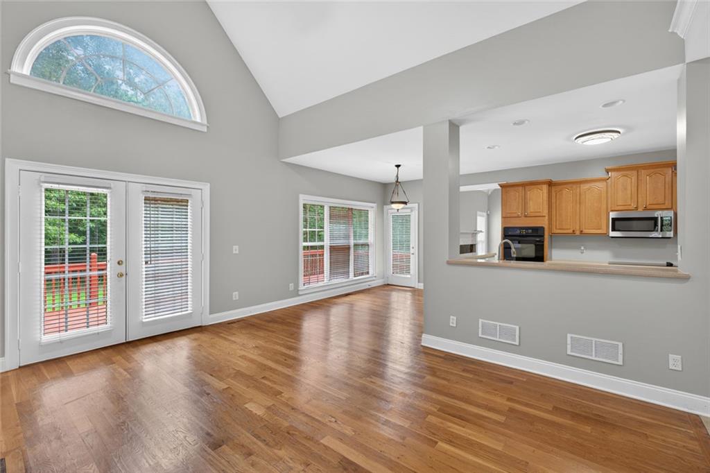 8228 River Pointe Overlook Winston, GA 30187 - Photo 12 of 38