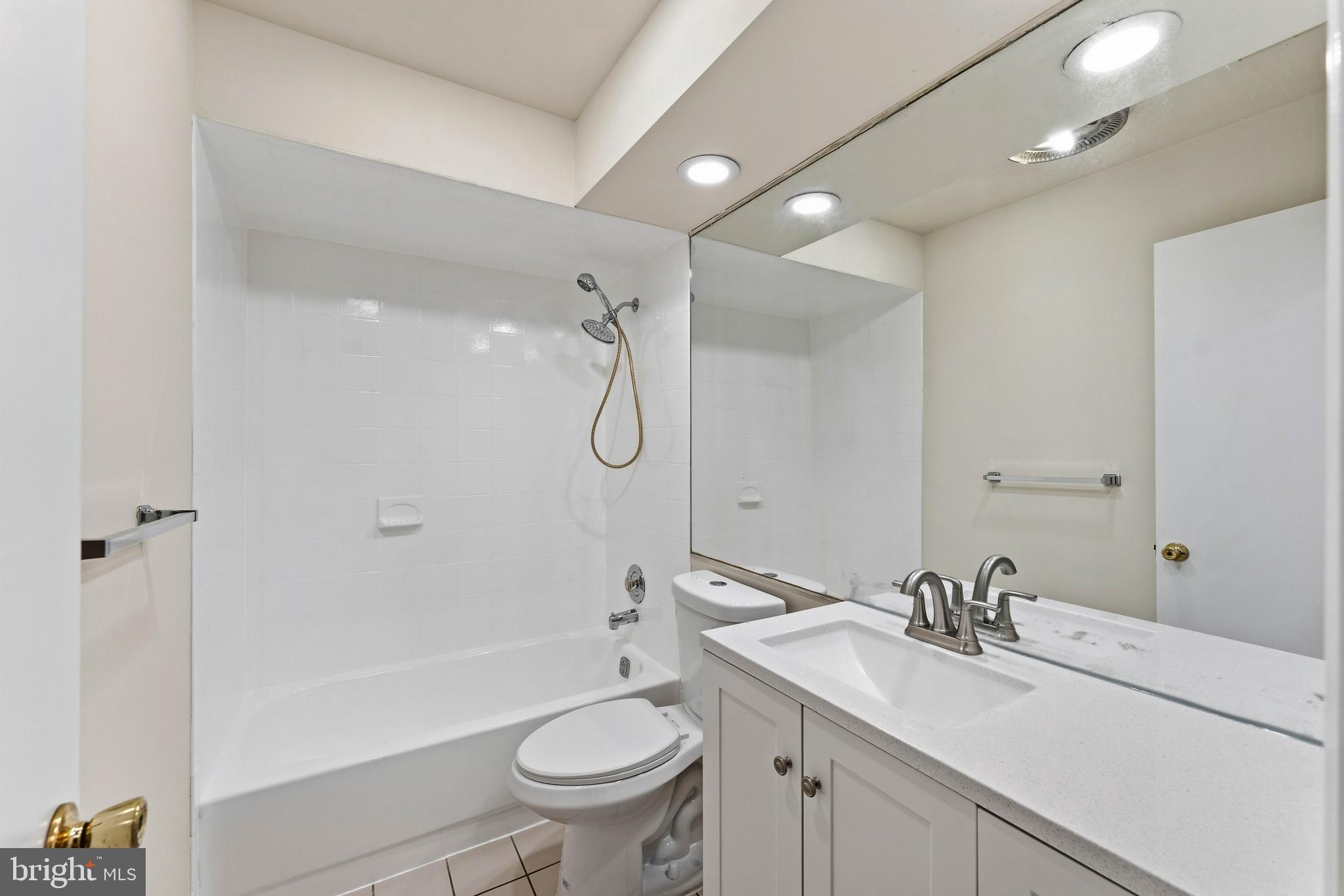 1250 North Broad Street, Unit A1 Hillside, NJ 07205 - Photo 18 of 26 staged