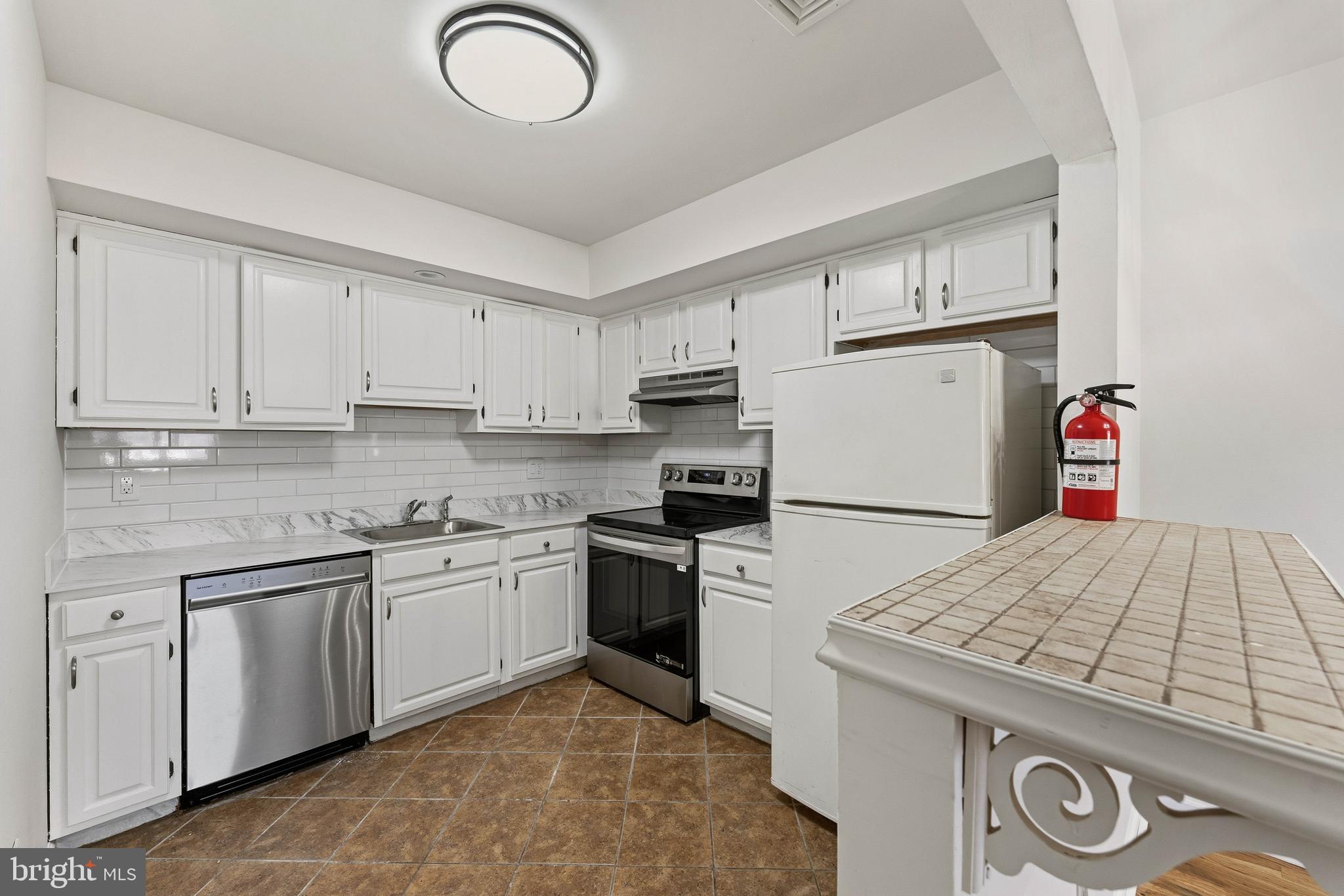 1250 North Broad Street, Unit A1 Hillside, NJ 07205 - Photo 7 of 26