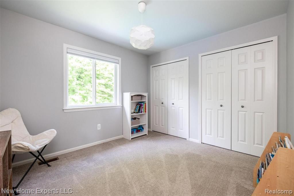 918 Bolinger Street Rochester Hills, MI 48307 - Photo 30 of 44