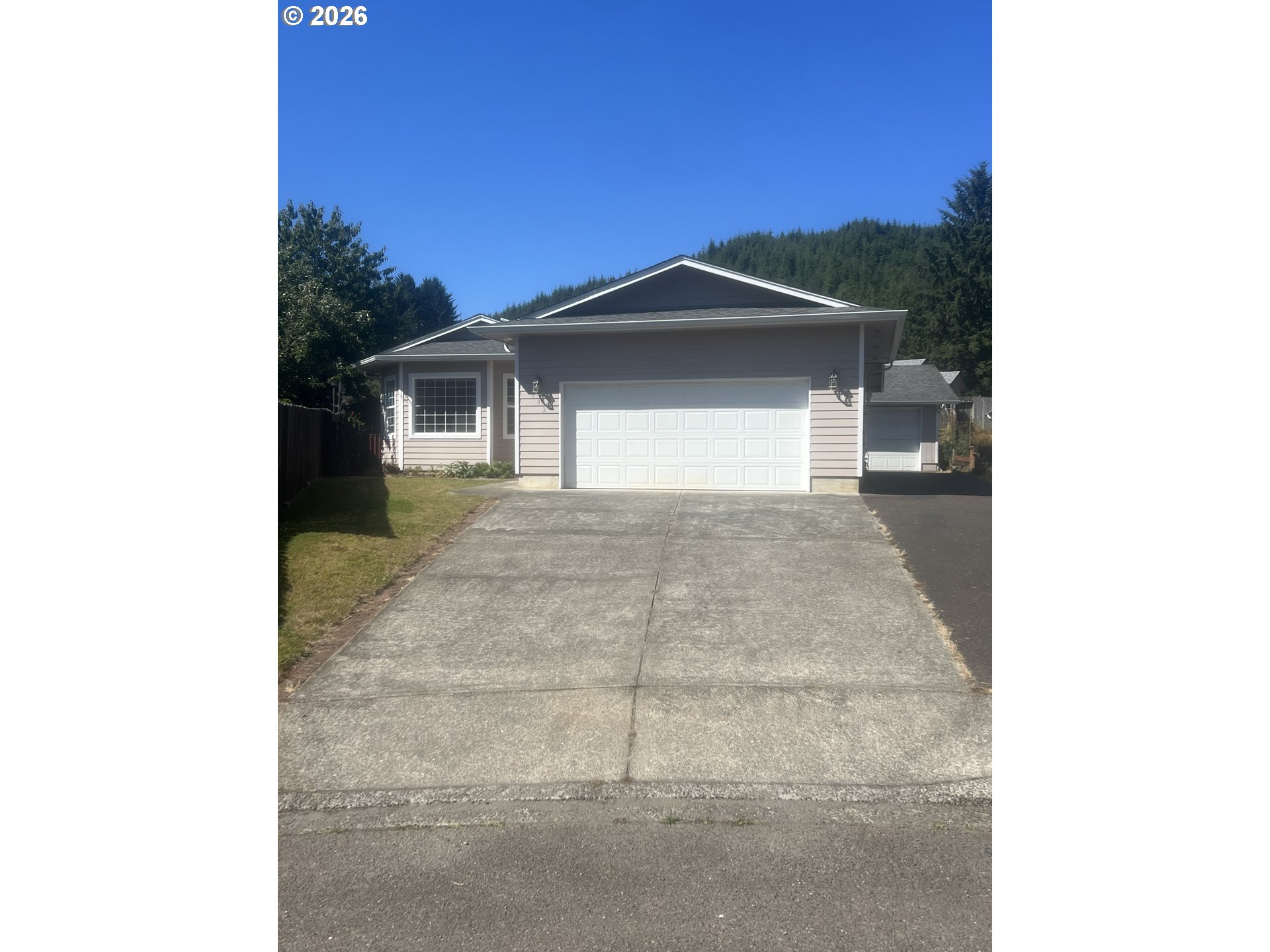 142 Swain Court Reedsport, OR 97467 - Photo 1 of 32
