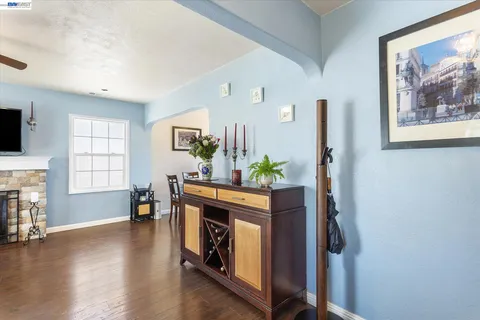 $799,999 | 381 Lexington Avenue, San Leandro, CA 94577