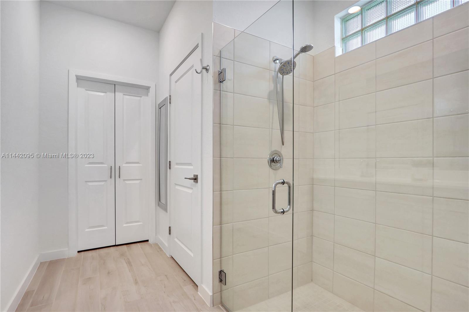 7151 Rockwood Road Jupiter, FL 33458 - Photo 12 of 40 Gallery Image 12
