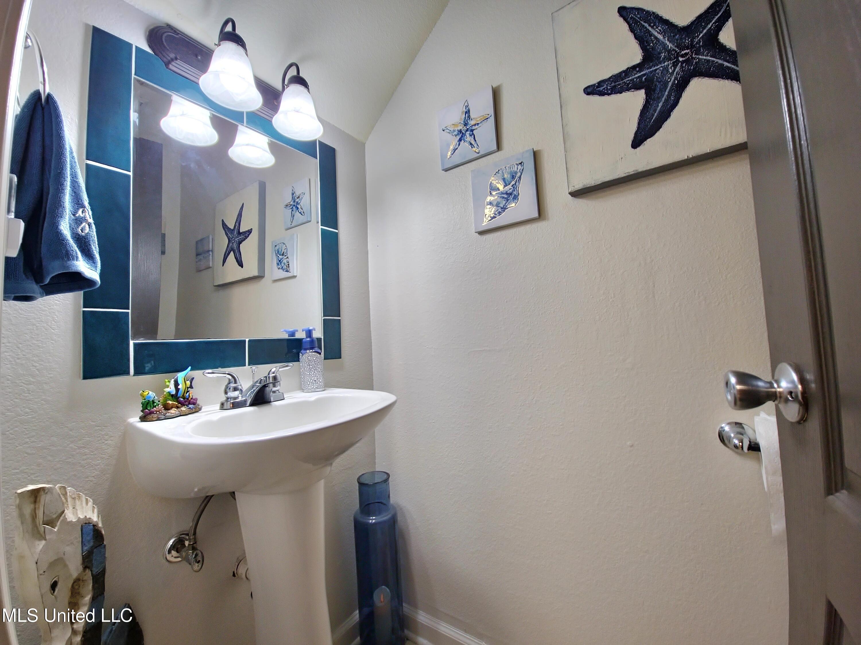 3230 Cumberland Road, Unit 42 Ocean Springs, MS 39564 - Photo 10 of 24 20260108_153833