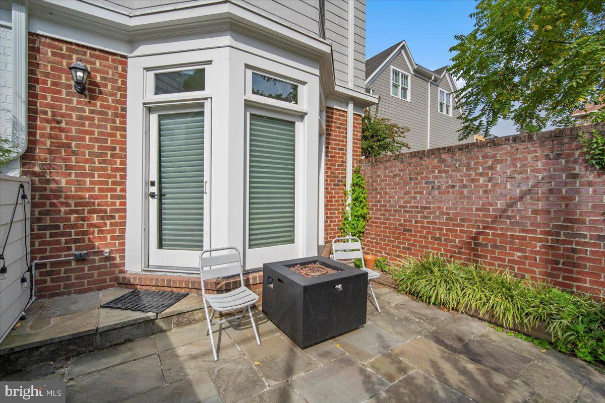 7453 Arlington Road Bethesda, MD 20814 - Photo 19 of 21 Private back patio