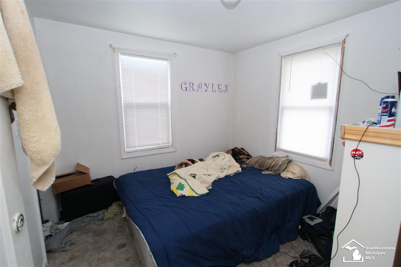 943-945 Cole Road Monroe, MI 48162 - Photo 3 of 9