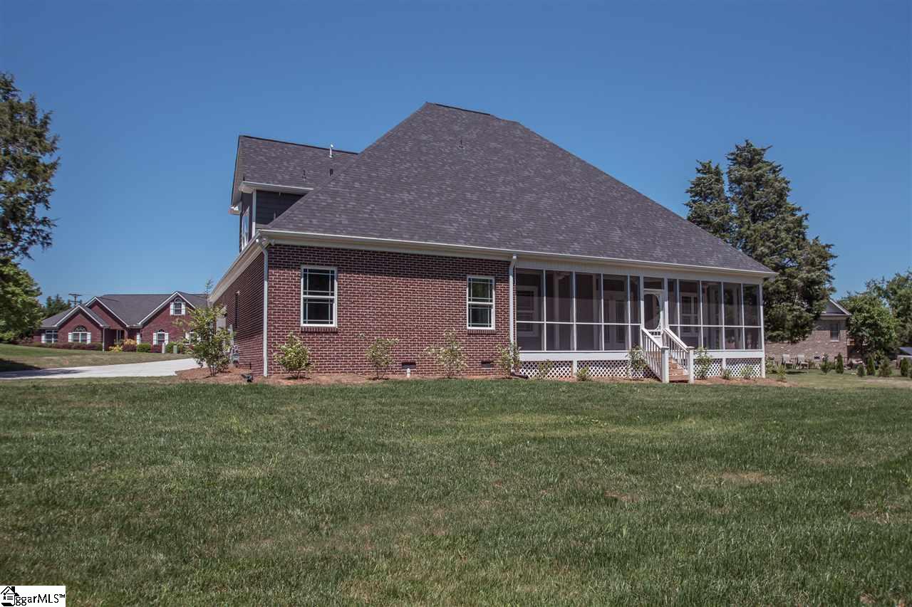 534 Carolee Way Greer, SC 29651 - Photo 5 of 36 Gallery Image 5