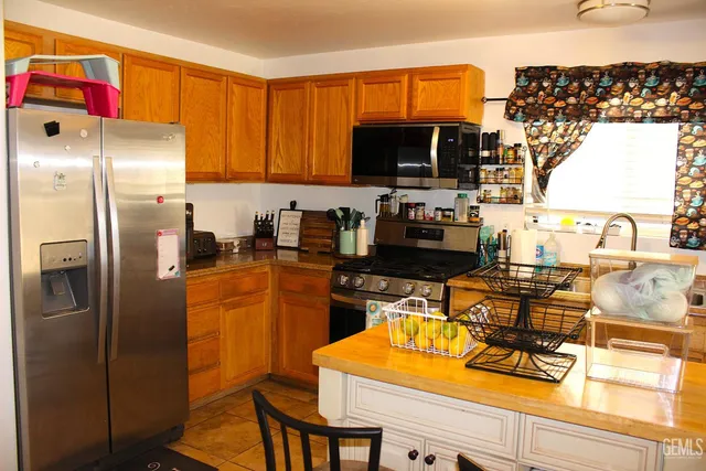 $305,000 | Undisclosed Address, Taft, CA 93268