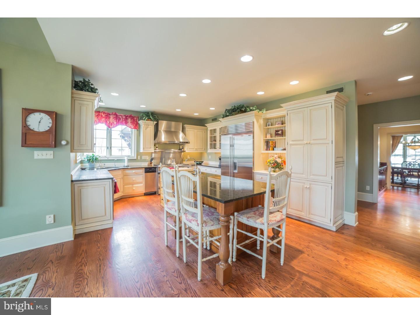 4 Spring Meadows Farm Lane Malvern, PA 19355 - Photo 8 of 25 Kitchen