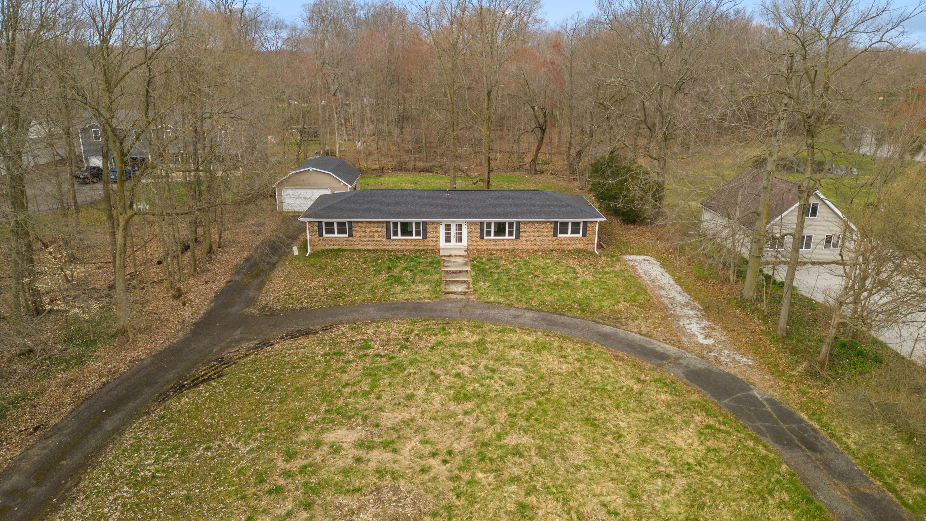 908 North County Line Road Westville, IN 46391 - Photo 3 of 19 3000x1687