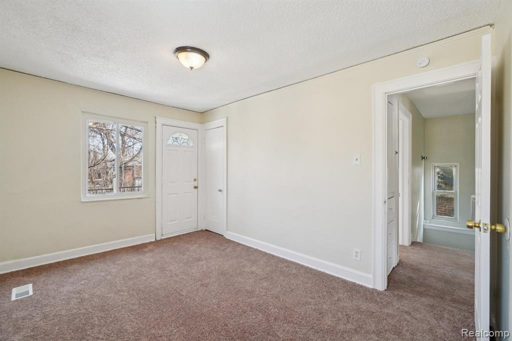 18238 Santa Rosa Drive Detroit, MI 48221 - Photo 26 of 35
