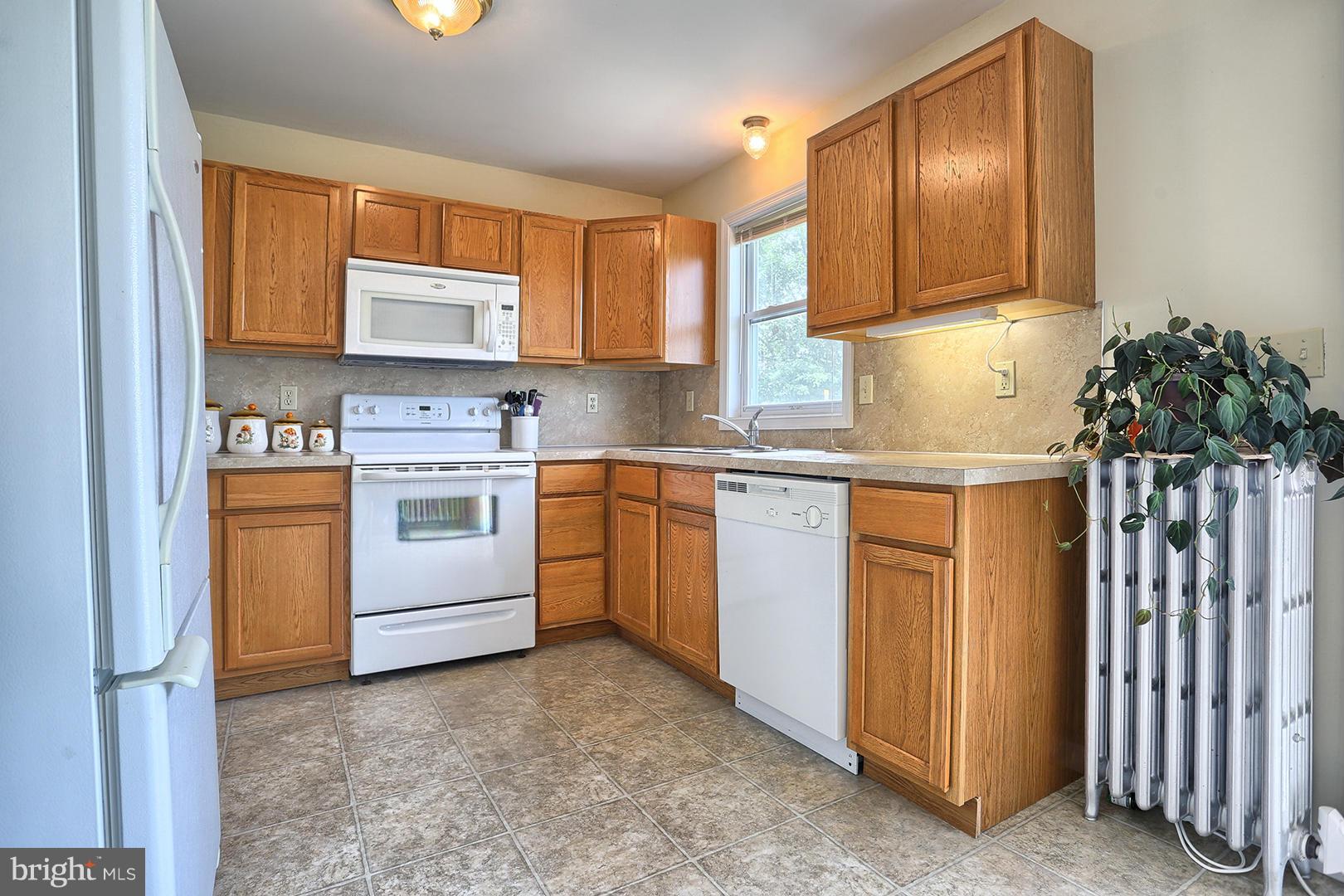 211 Running Pump Road Newville, PA 17241 - Photo 11 of 28 Kitchen