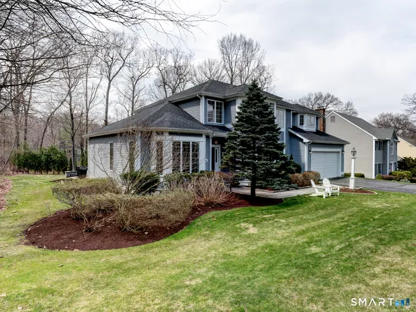 $850,000 | 61 Westview Terrace, Farmington, CT 06085