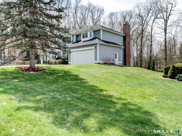 $850,000 | 61 Westview Terrace, Farmington, CT 06085