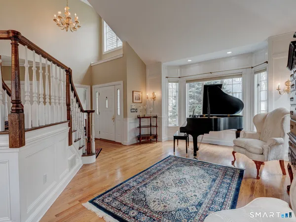 $850,000 | 61 Westview Terrace, Farmington, CT 06085