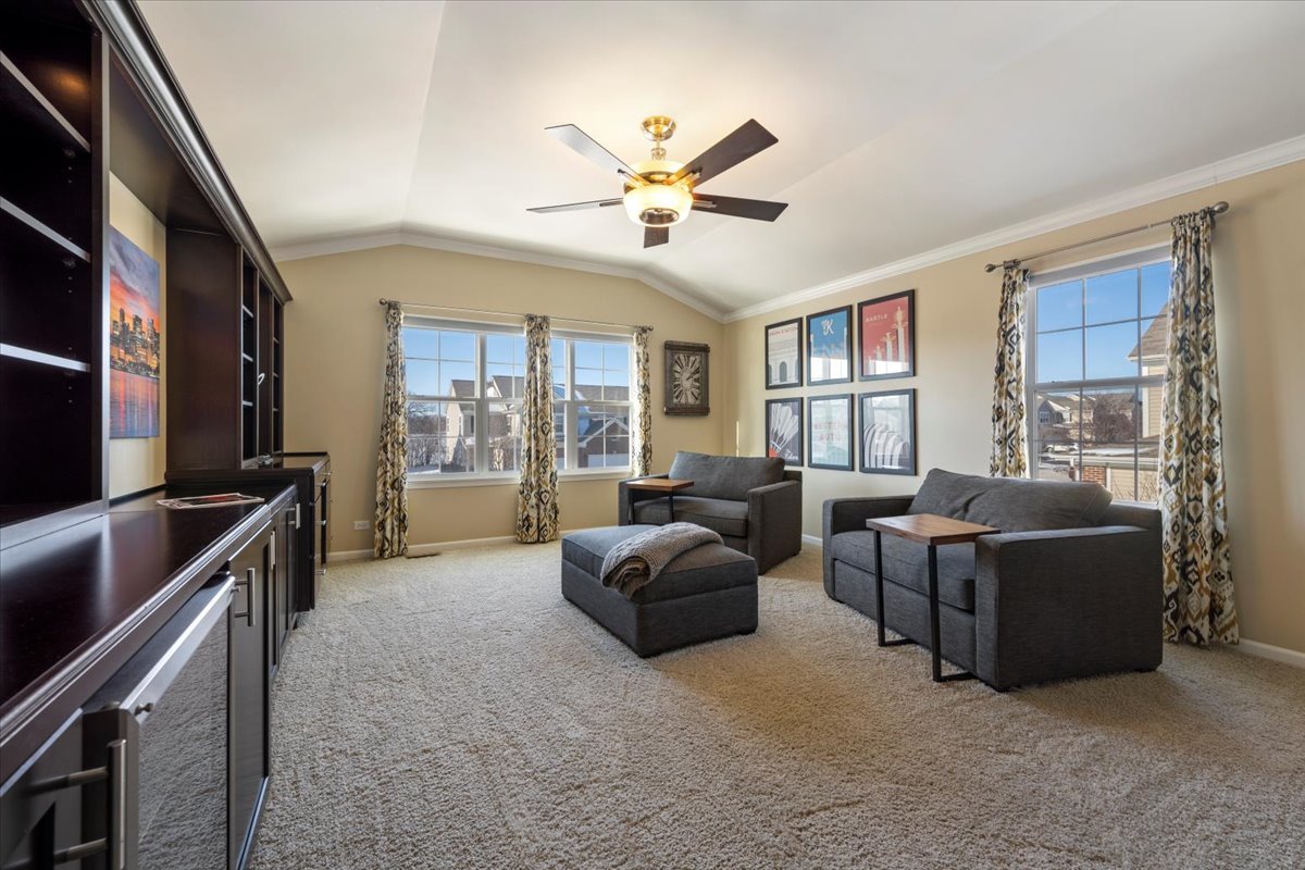 2939 Church Road Aurora, IL 60502 - Photo 11 of 31